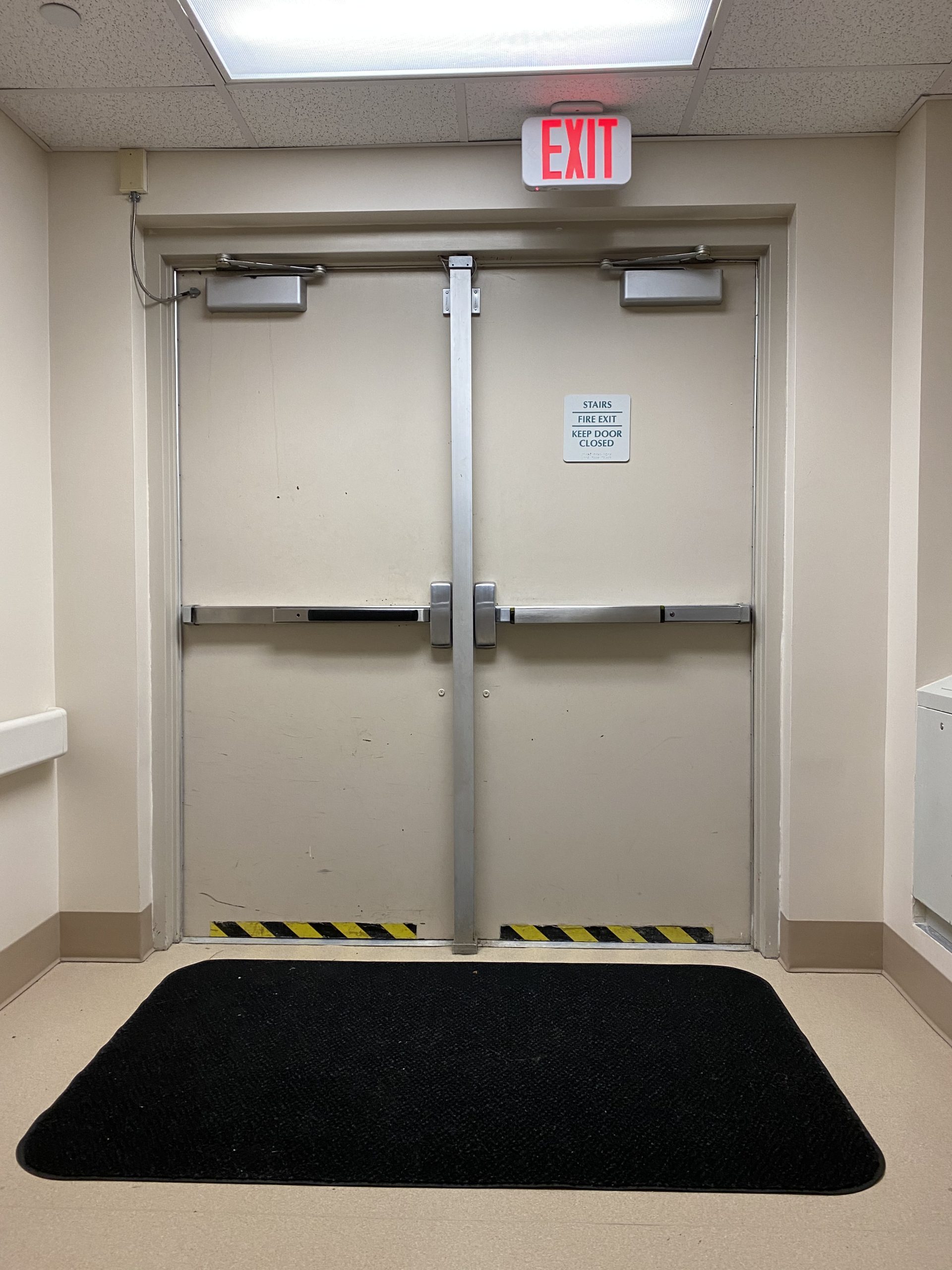 WON double door egress